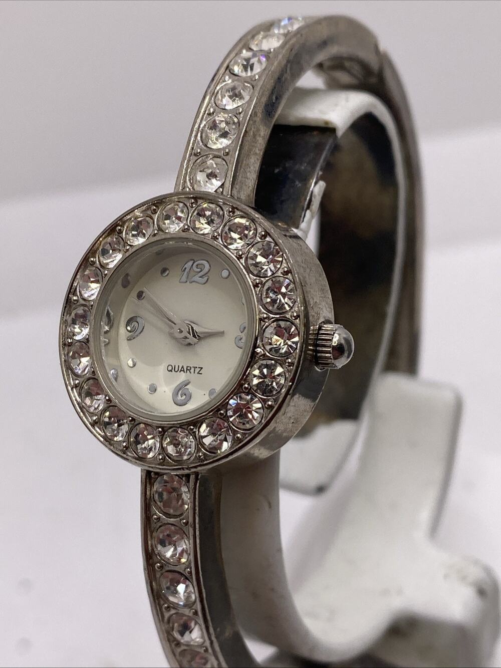 Womens Vintage Silver Tone Watch Works New Battery